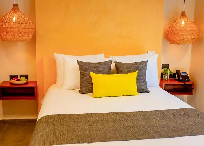 Hotel Esplendor By Wyndham Nook 4*
